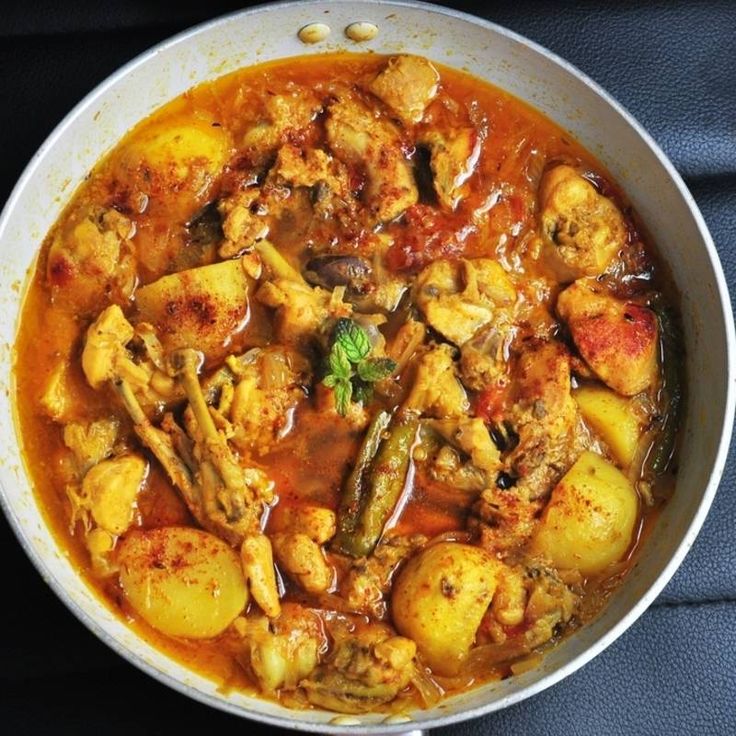 1 Delicious Bangladesh Chicken Curry with Potatoes