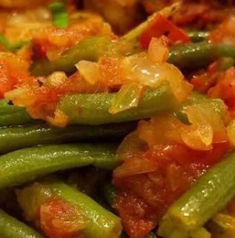 1 Delicious Fasolia (Ethiopian Green Beans Salad) Recipe