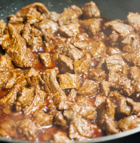 1 Delicious Alicha Siga Wot (Ethiopian Yellow Beef Stew) Recipe