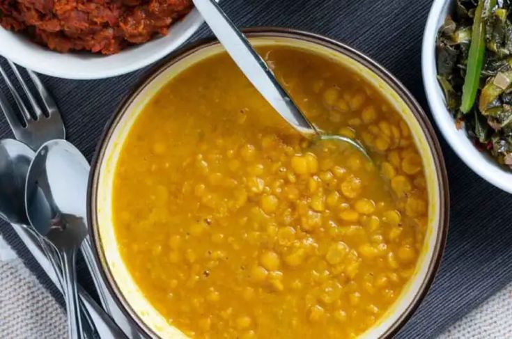 1 Delicious YeAter Alicha Kik Wot (Ethiopian Mild Yellow Split Pea Stew) Recipe