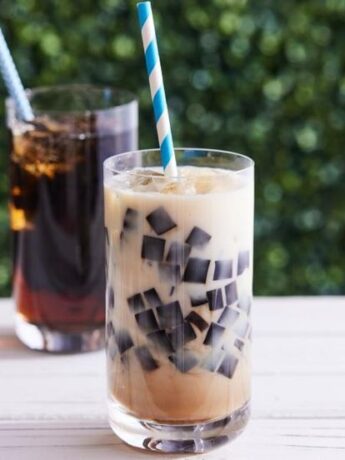 1 Delicious Fen Bing: Grass Jelly Drink